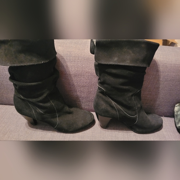 Boots - Picture 6 of 7